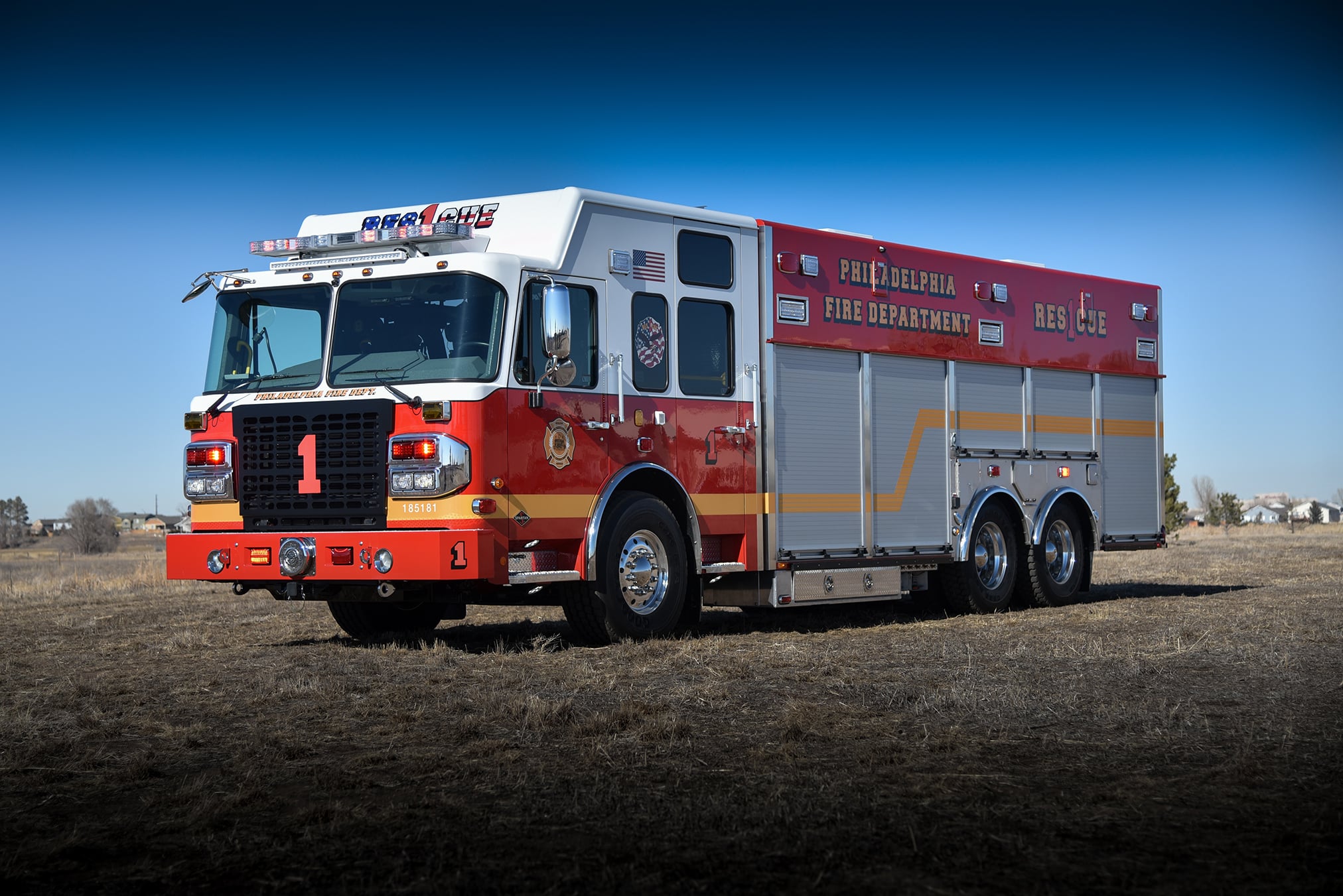 Philadelphia, PA FD #1042 - SVI Trucks