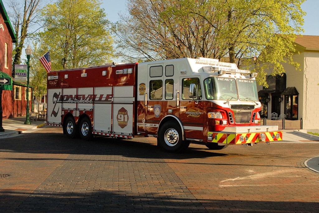 Zionsville, IN FD-Heavy Rescue #744