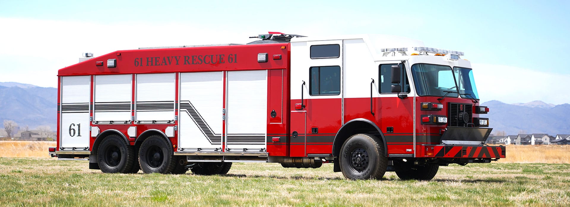 curbside front view of Loveland Symmes refurbished heavy rescue apparatus