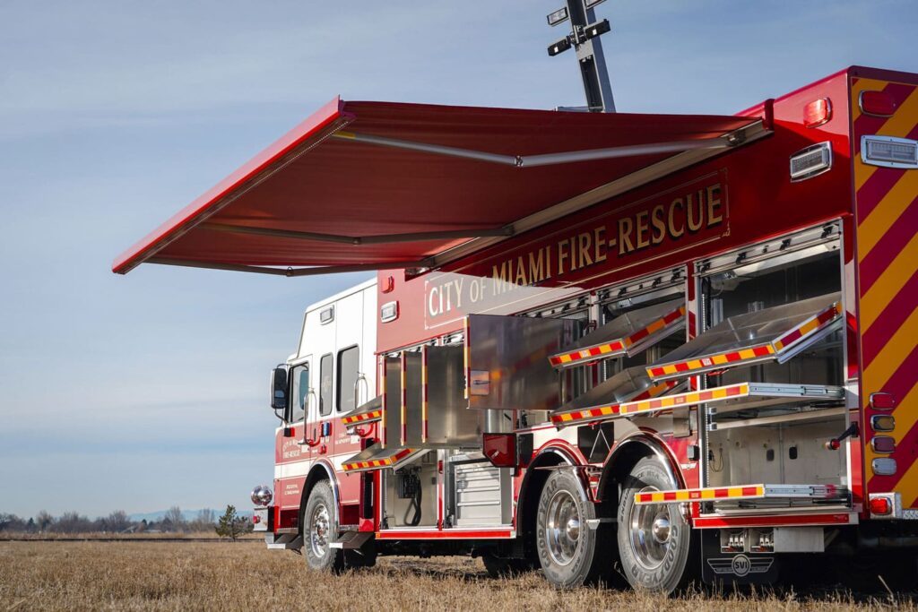 Miami_HeavyRescue_1205_Details_Awning-2