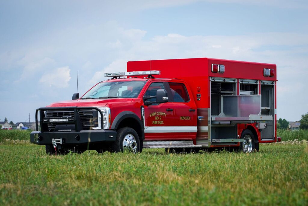 ParkCounty_WY_LR_1275-Streetside-Open-FrontSide