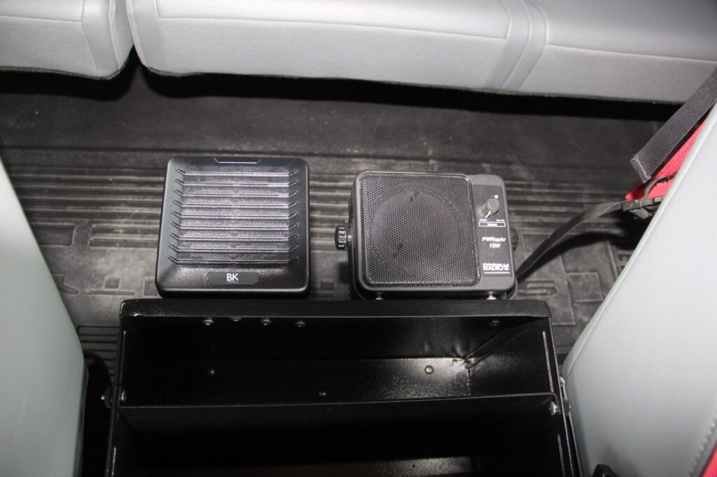 TulareCountyCA-LR-1240-1249-Interior-Speaker-Large