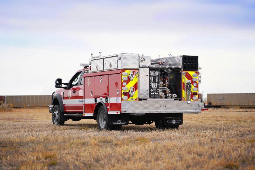 aurora-T6streetside-rear