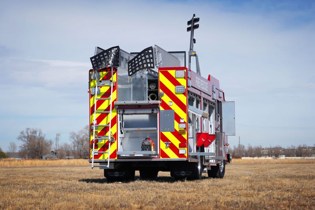 brush1184-curbside-rear-open