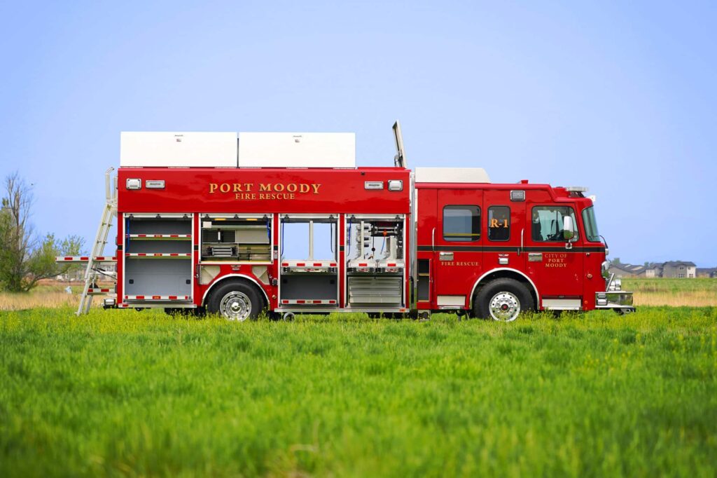 portMoody1227-curbside-open
