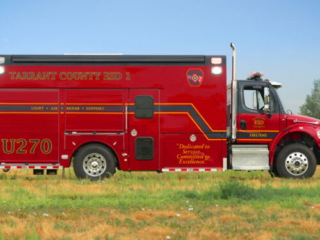 tarrant1332-curbside